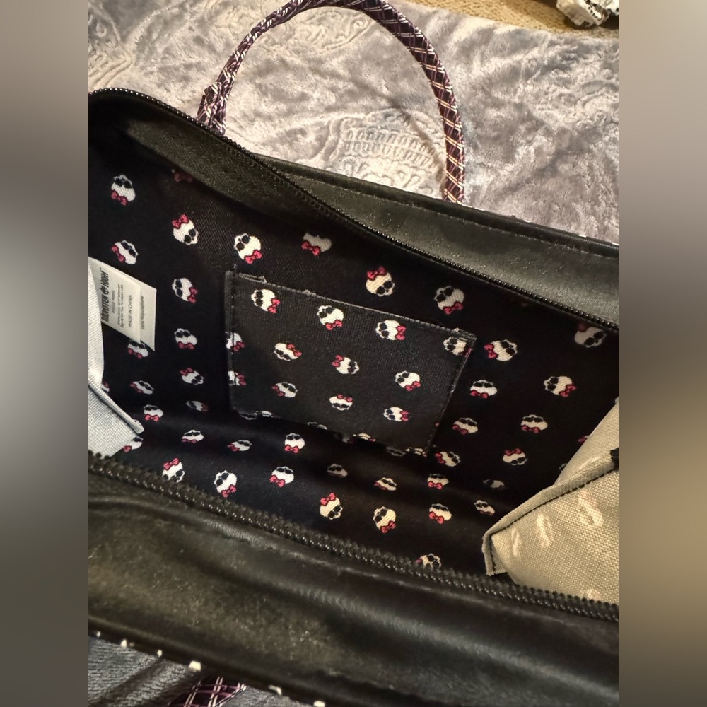 Monster High Purse - Picture 3 of 4